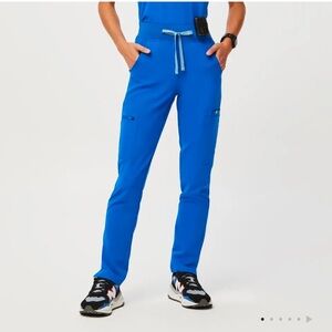 Figs Yola High Waisted 2.0 Skinny Scrub Pants